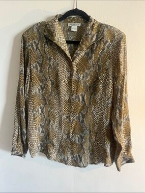 Anna And Frank Snake Print Button-Up Blouse in Brown and Gray